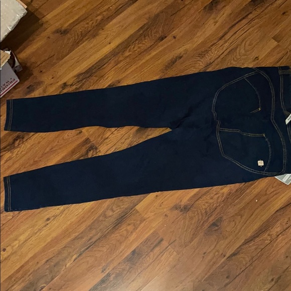 COPY - Freddy WR Up - Picture 4 of 4